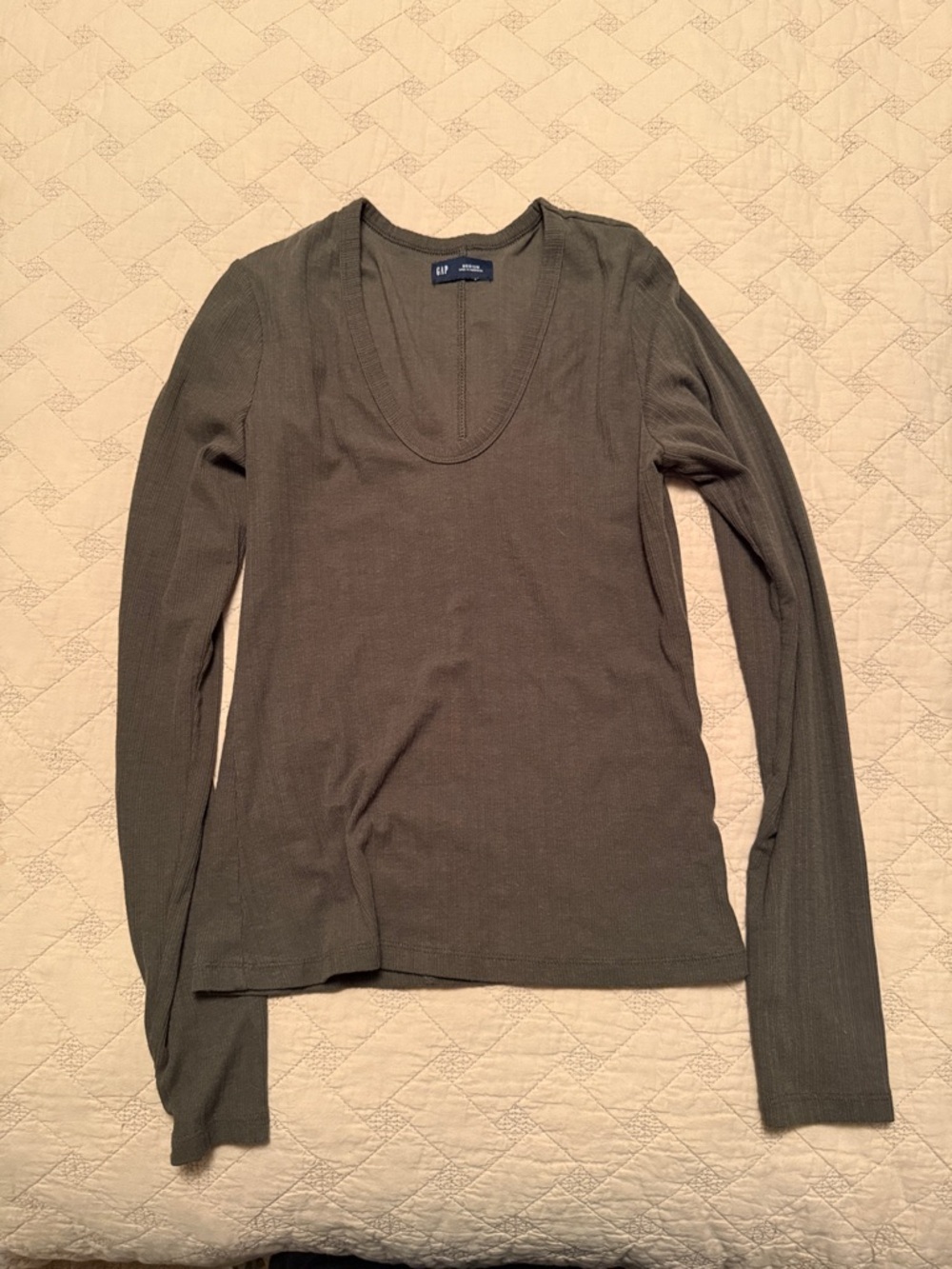 GAP Modern Rib T-Shirt - Picture 6 of 8